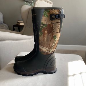 Outdoor boots. Hunting boots men or women